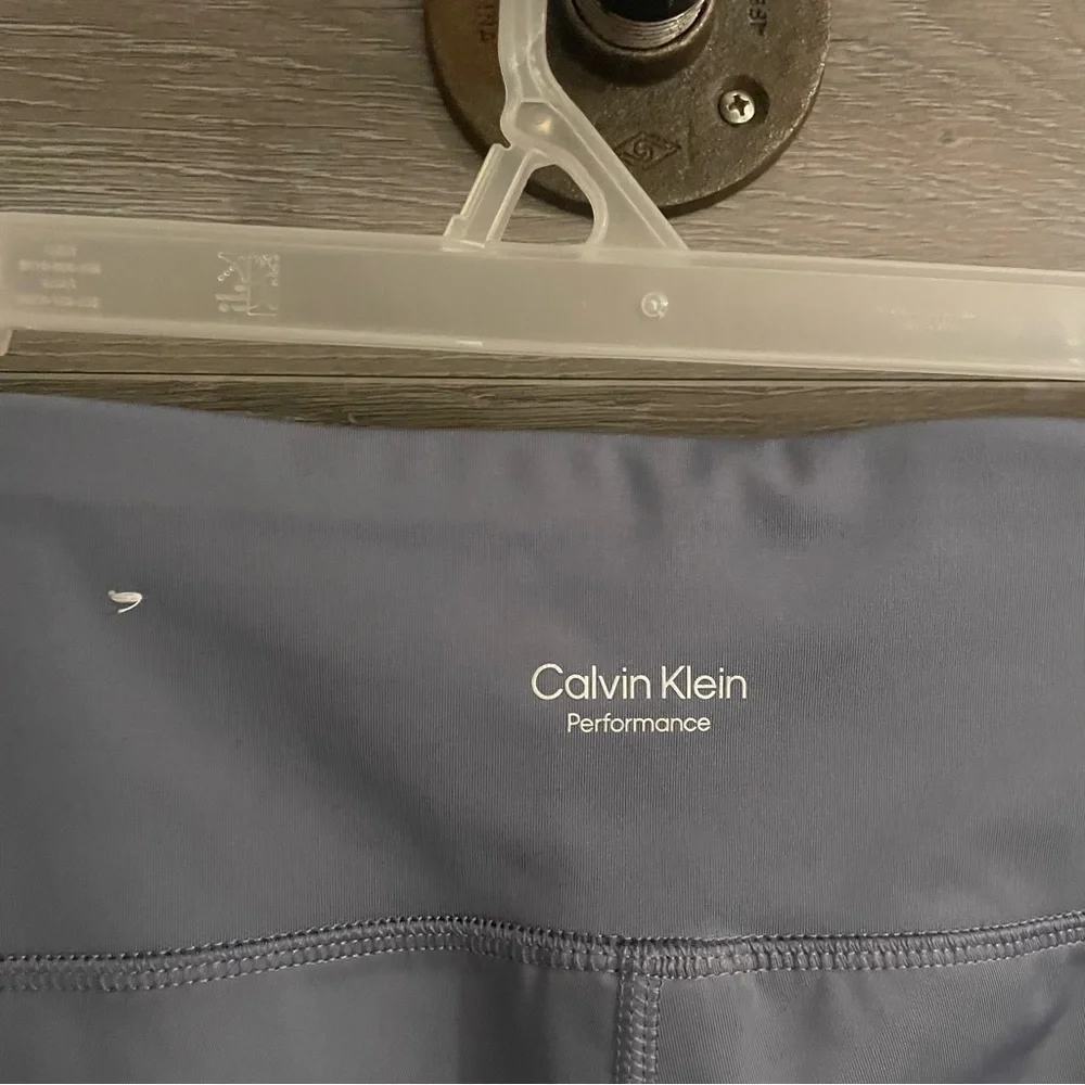 Calvin Klein Performance Set - Picture 9 of 11